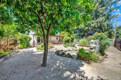 Exterior - 560 Werner Way, Vacaville, CA 95688 photo 16 of 27