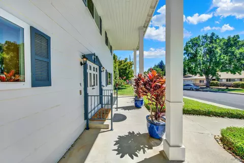 Exterior - 560 Werner Way, Vacaville, CA 95688 photo 4 of 27