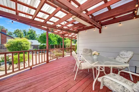 Exterior - 560 Werner Way, Vacaville, CA 95688 photo 12 of 27