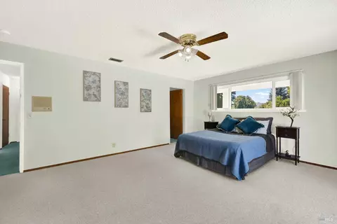 Bedroom - 560 Werner Way, Vacaville, CA 95688 photo 3 of 9