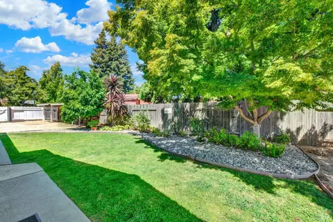 Exterior - 560 Werner Way, Vacaville, CA 95688 photo 22 of 27