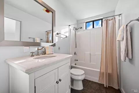 Bath - 226 White Tail, The Sea Ranch, CA 95497 photo 3 of 4