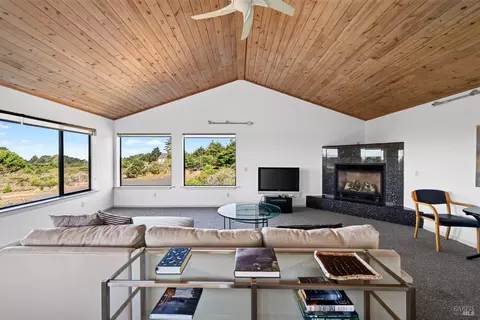 Living - 226 White Tail, The Sea Ranch, CA 95497 photo 14 of 16