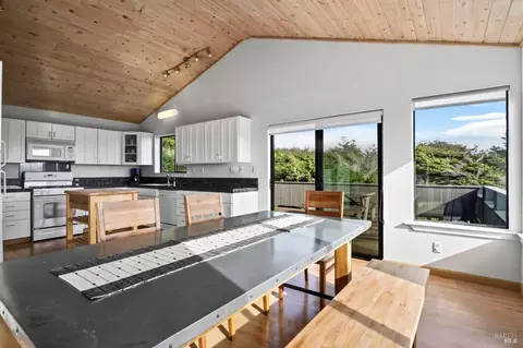 Dining - 226 White Tail, The Sea Ranch, CA 95497 photo 7 of 10