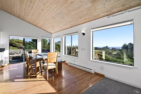 Dining - 226 White Tail, The Sea Ranch, CA 95497 photo 5 of 10