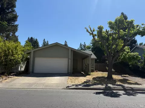 238 Hummingbird Ct, Healdsburg, CA 95448