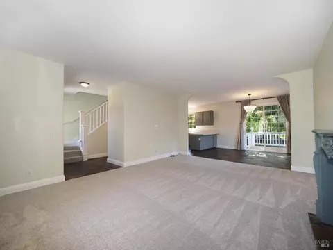 Living - 79 Bosch St, Geyserville, CA 95441 photo 3 of 4