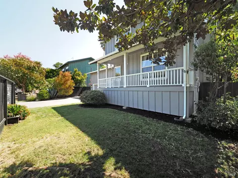 Exterior - 79 Bosch St, Geyserville, CA 95441 photo 17 of 22