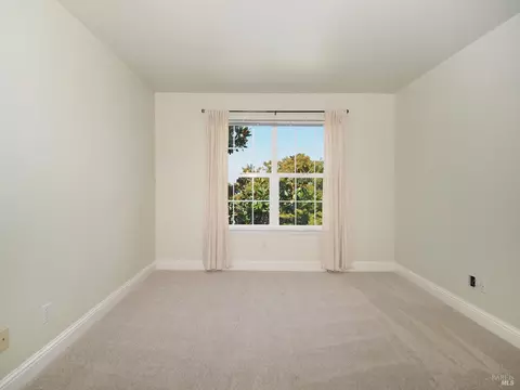 Bedroom - 79 Bosch St, Geyserville, CA 95441 photo 4 of 4