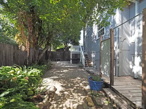 Exterior - 79 Bosch St, Geyserville, CA 95441 photo 8 of 22