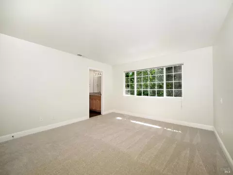 Bedroom - 79 Bosch St, Geyserville, CA 95441 photo 2 of 4
