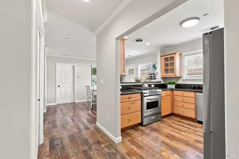 Entry Way - 1113 Broadway, Sonoma, CA 95476 photo 1 of 4