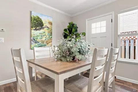 Dining - 1113 Broadway, Sonoma, CA 95476 photo 2 of 2