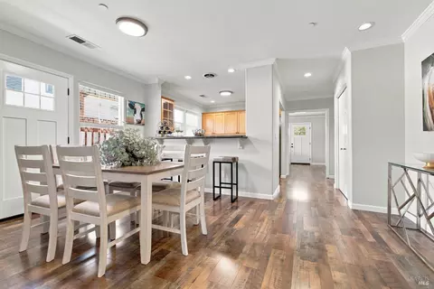 Dining - 1113 Broadway, Sonoma, CA 95476 photo 1 of 2