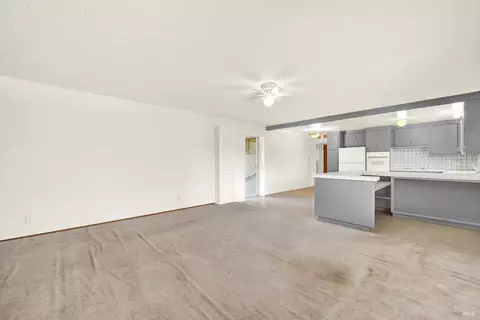 Living - 21 Jacks Ln, Napa, CA 94558 photo 1 of 12