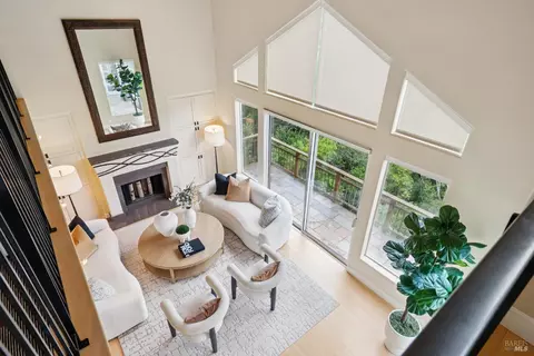 160 Piedmont Ct, Larkspur, CA 94939