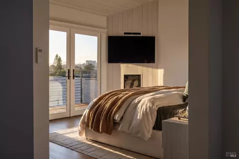 Bedroom - 46 Birch Ave, Corte Madera, CA 94925 photo 3 of 4