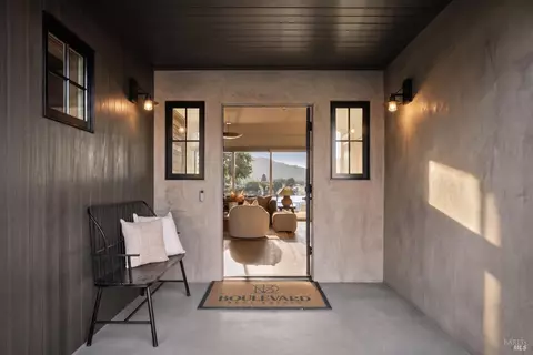 Entry Way - 46 Birch Ave, Corte Madera, CA 94925 photo 1 of 1