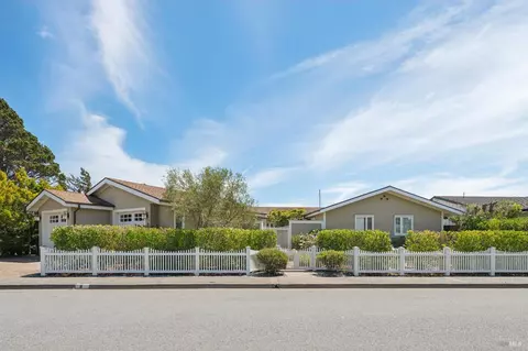 Exterior - 8 Saba Ln, Tiburon, CA 94920 photo 2 of 6