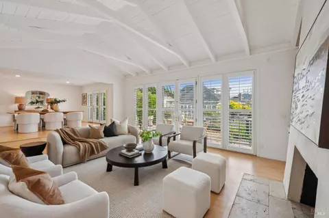 Living - 8 Saba Ln, Tiburon, CA 94920 photo 5 of 6