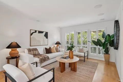Living - 8 Saba Ln, Tiburon, CA 94920 photo 6 of 6