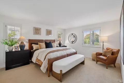 Bedroom - 8 Saba Ln, Tiburon, CA 94920 photo 1 of 6