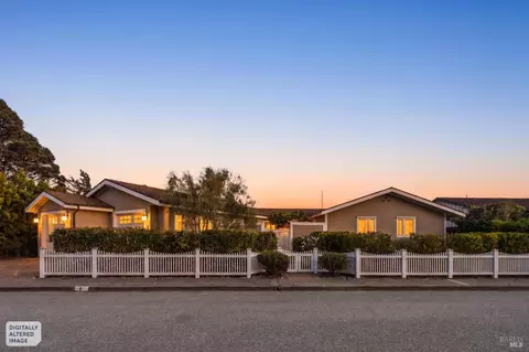 Exterior - 8 Saba Ln, Tiburon, CA 94920 photo 5 of 6