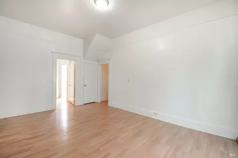 Living - 734 Florida St, Vallejo, CA 94590 photo 5 of 5