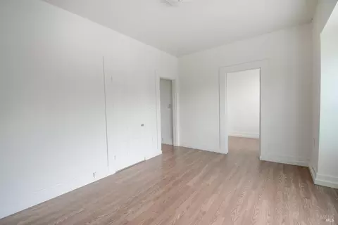 Living - 734 Florida St, Vallejo, CA 94590 photo 4 of 5