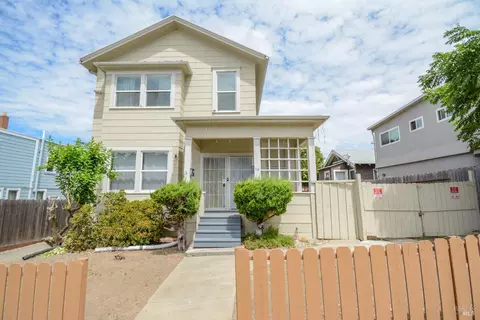 Exterior - 734 Florida St, Vallejo, CA 94590 photo 1 of 9