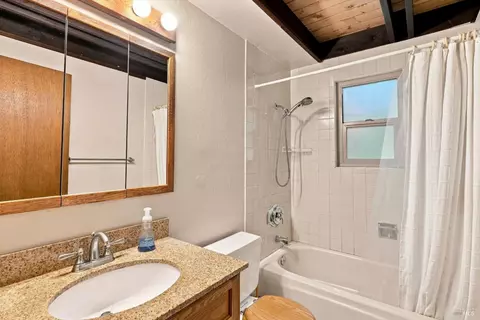 Bath - 721 Cabin Dr, Mill Valley, CA 94941 photo 1 of 1