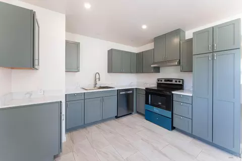 Kitchen - 355 North St, Willits, CA 95490 photo 1 of 1