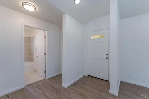 Entry Way - 355 North St, Willits, CA 95490 photo 1 of 1