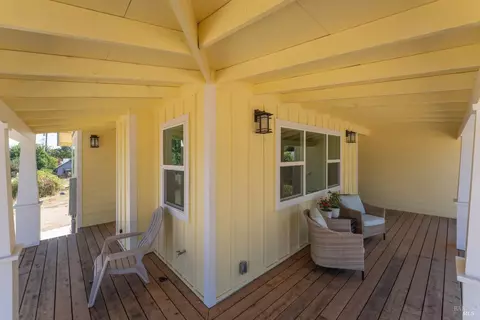 Exterior - 355 North St, Willits, CA 95490 photo 7 of 10