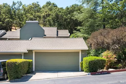 55 Sequoia Glen Ln, Novato, CA 94947