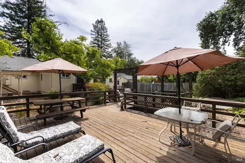 Exterior - 720 Windsor River Rd, Windsor, CA 95492 photo 10 of 22