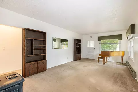 Living - 720 Windsor River Rd, Windsor, CA 95492 photo 5 of 8