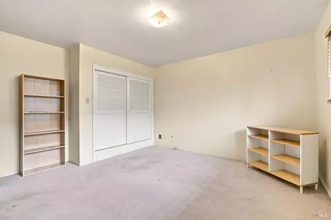 Bedroom - 8607 Cypress Ave, Cotati, CA 94931 photo 5 of 6