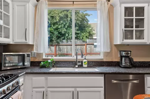 Kitchen - 1610 W H St, Dixon, CA 95620 photo 3 of 3