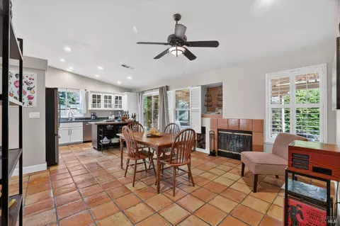 Dining - 1610 W H St, Dixon, CA 95620 photo 2 of 2