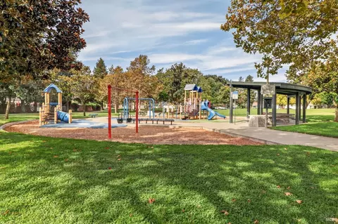 Exterior - 1610 W H St, Dixon, CA 95620 photo 11 of 11
