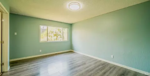 Bedroom - 186 Greenfield Ave, Vallejo, CA 94590 photo 4 of 4