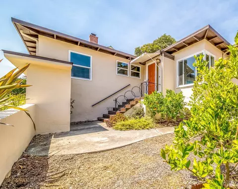 Exterior - 186 Greenfield Ave, Vallejo, CA 94590 photo 4 of 11