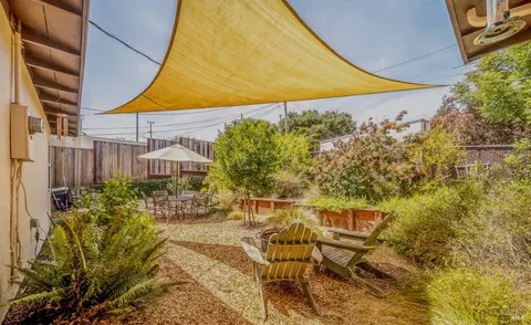 Exterior - 186 Greenfield Ave, Vallejo, CA 94590 photo 8 of 11