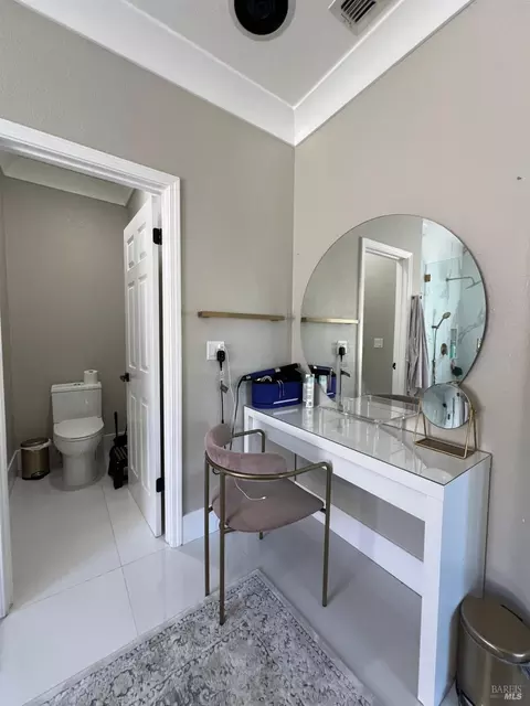 Bath - 4313 The Masters Dr, Fairfield, CA 94533 photo 4 of 5