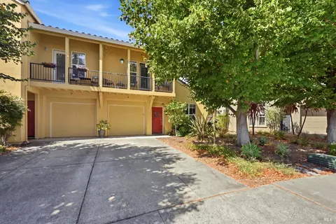 58 Arnold Dr, Novato, CA 94949