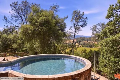 Exterior - 26801 Oak Knoll Ter, Cloverdale, CA 95425 photo 5 of 14