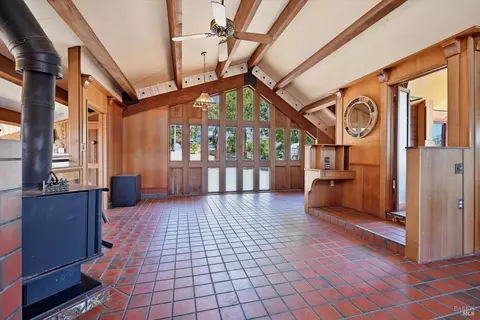 Living - 26801 Oak Knoll Ter, Cloverdale, CA 95425 photo 1 of 5