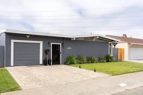 Exterior - 159 Maywood Dr, Vallejo, CA 94591 photo 9 of 9