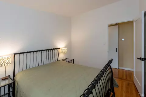 Bedroom - 159 Maywood Dr, Vallejo, CA 94591 photo 4 of 7